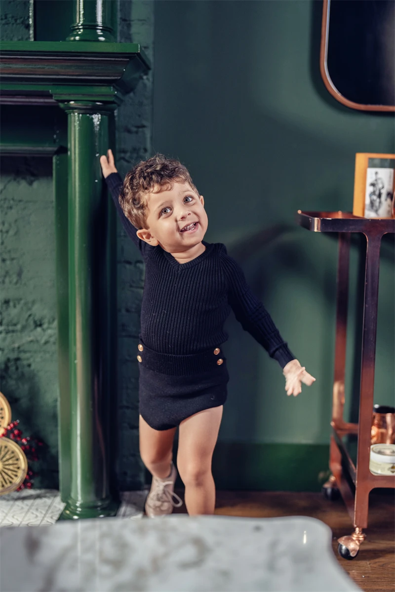 ブティックベビーVネックトップ高品質無地ニット服ニットウェア - Baby Clothing High Quality のレビューと価格