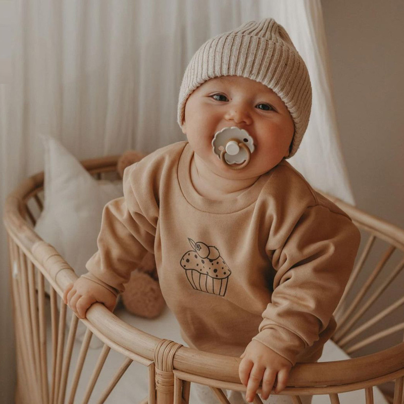 ファッショナブルなベビースウェットシャツ,ラウンドネック,牛 - Baby Clothing Organic のレビューと価格